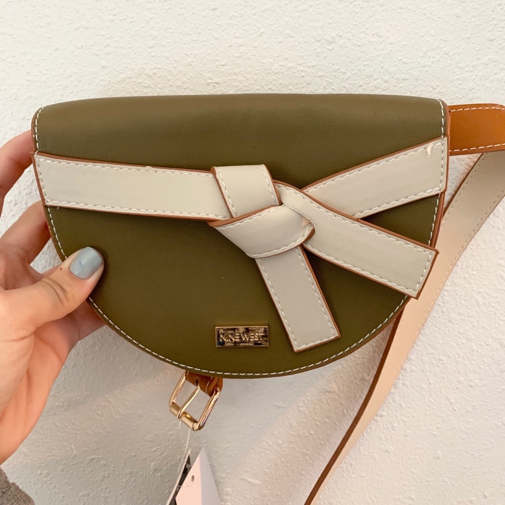 Fanny pack with belt strap- Nine West